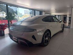 Xiaomi SU7 Rear-Wheel Drive Standard Founder Edition - ფოტო 3