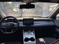 BYD Qin PLUS DM-i 128KM Entry-Level - ფოტო 15