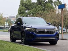 Volkswagen Touareg 3.0TSI Ruixiang Classic Sport Package - ფოტო 2