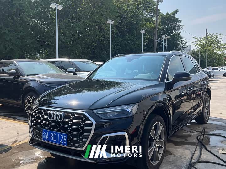 Audi Q5L 45T Luxury Dynamic - ავტომობილი ჩინეთიდან