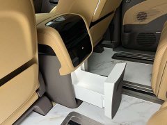 Denza D9 2022 DM-i 970 AWD Flagship - ფოტო 17