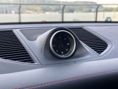 Porsche 2021 Macan 2.0T - ფოტო 18