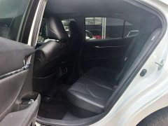 Toyota Camry 2021 Hybrid 2.5L HGVP Leading Edition - ფოტო 11