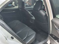 Toyota Camry 2021 Hybrid 2.5L HGVP Leading Edition - ფოტო 12