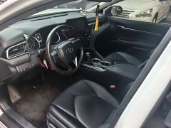 Toyota Camry 2021 Hybrid 2.5L HGVP Leading Edition - ფოტო 8