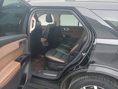Ford Explorer EcoBoost 285 AWD Titanium 7-Seater - ფოტო 7