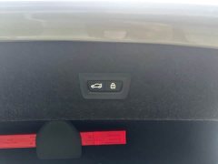 BMW 3 Series 325Li M Sport Package - ფოტო 16