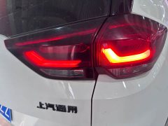 Volkswagen Viloran 2020 Mild Hybrid Redline 530T Automatic Luxury Edition (5 2 Seating) - ფოტო 17