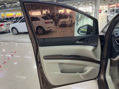 Buick GL8 Land Business Class 652T Luxury - ფოტო 14