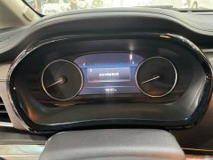 Buick GL8 Land Business Class 652T Luxury - ფოტო 16