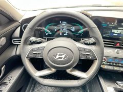 Hyundai Elantra 2023 1.5L CVT Luxury - ფოტო 8