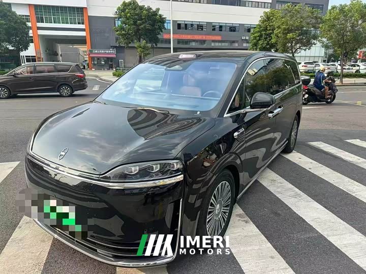Luxeed Zhiji V9 Max - ავტომობილი ჩინეთიდან