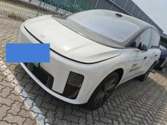 Li Auto i8 Standard Edition - ფოტო 1
