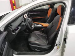 Changan UNI-V 1.5T Deluxe - ფოტო 10