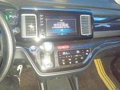 Honda Elysion 2019 2.0L Hybrid Luxury - ფოტო 14