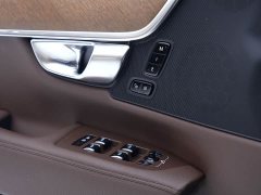 Volvo S90 B5 Inscription Luxury - ფოტო 10