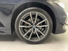 BMW 3 Series 325Li M Sport Package - ფოტო 12