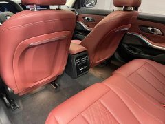 BMW 3 Series 325Li M Sport Package - ფოტო 16