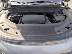 Li Auto L8 Pro - ფოტო 16