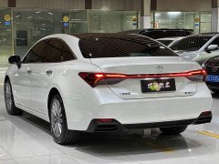 Toyota Avalon 2024 Hybrid 2.0L Luxury - ფოტო 18