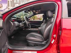 Ford Mondeo EcoBoost 245 ST-Line - ფოტო 15