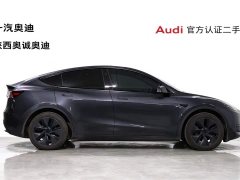 Tesla Model Y Rear-Wheel Drive - ფოტო 3