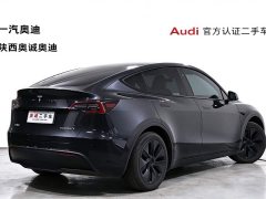 Tesla Model Y Rear-Wheel Drive - ფოტო 4