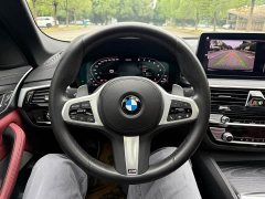 BMW 5 Series 530Li Premier M Sport Package - ფოტო 16