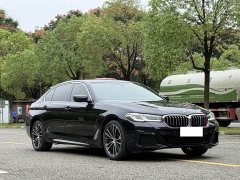 BMW 5 Series 530Li Premier M Sport Package - ფოტო 3