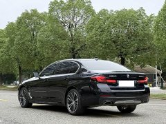 BMW 5 Series 530Li Premier M Sport Package - ფოტო 4