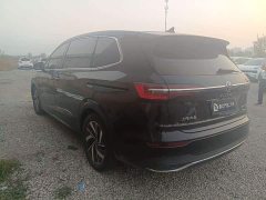 Volkswagen Viloran 330TSI Luxury - ფოტო 6