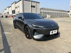 Changan UNI-V 1.5T Premium - ფოტო 3