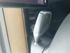 Tesla Model Y Standard Range RWD - ფოტო 16