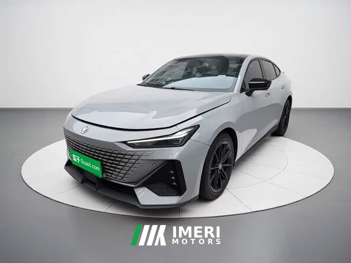 Changan UNI-V 1.5T Deluxe - ავტომობილი ჩინეთიდან