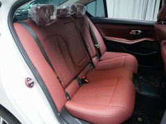 BMW 3 Series 325Li M Sport Package - ფოტო 8