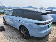 Li Auto i8 Standard Edition - ფოტო 3