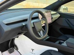 Tesla Model Y Rear-Wheel Drive - ფოტო 11