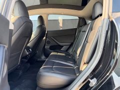 Tesla Model Y Rear-Wheel Drive - ფოტო 5