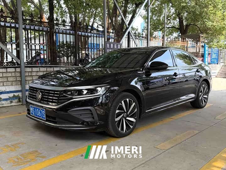 Volkswagen Passat 380TSI Elite - ავტომობილი ჩინეთიდან