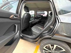 Volkswagen Touareg 2021 280TSI FWD Luxury - ფოტო 6