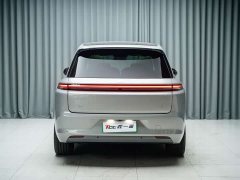 Li Auto L8 Pro - ფოტო 10