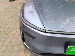 Tesla Model Y Rear-Wheel Drive - ფოტო 7