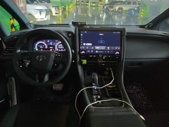 Toyota Alphard Hybrid 2.5L Premium Edition - ფოტო 12
