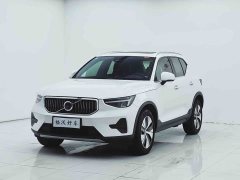 Volvo XC40 B3 Smart Remote Luxury Edition - ფოტო 1
