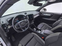 Volvo XC40 B3 Smart Remote Luxury Edition - ფოტო 15
