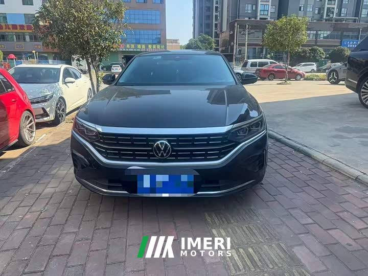 Volkswagen Passat 2023 330TSI Luxury - ავტომობილი ჩინეთიდან