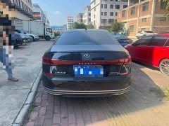 Volkswagen Passat 2023 330TSI Luxury - ფოტო 8