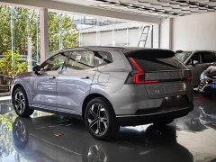 Volvo XC70 Plug-in Hybrid 2027 99th Anniversary Appreciation Edition RWD Core - ფოტო 19