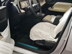 Volvo XC70 Plug-in Hybrid 2027 99th Anniversary Appreciation Edition RWD Core - ფოტო 5