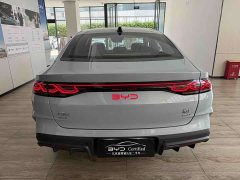 BYD Qin L DM-i Smart Drive Edition 120KM Superior - ფოტო 9